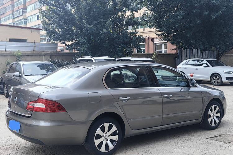 Used Skoda Superb 2009 1.8 TSI Automatic Zhiya Edition Exterior 4