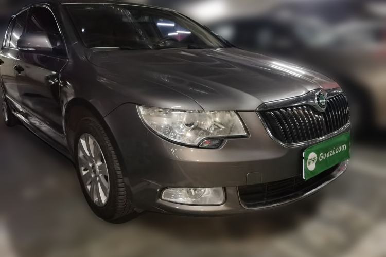 Used Skoda Superb 2009 1.8 TSI Automatic Zhiya Edition Front Right 45 Deg