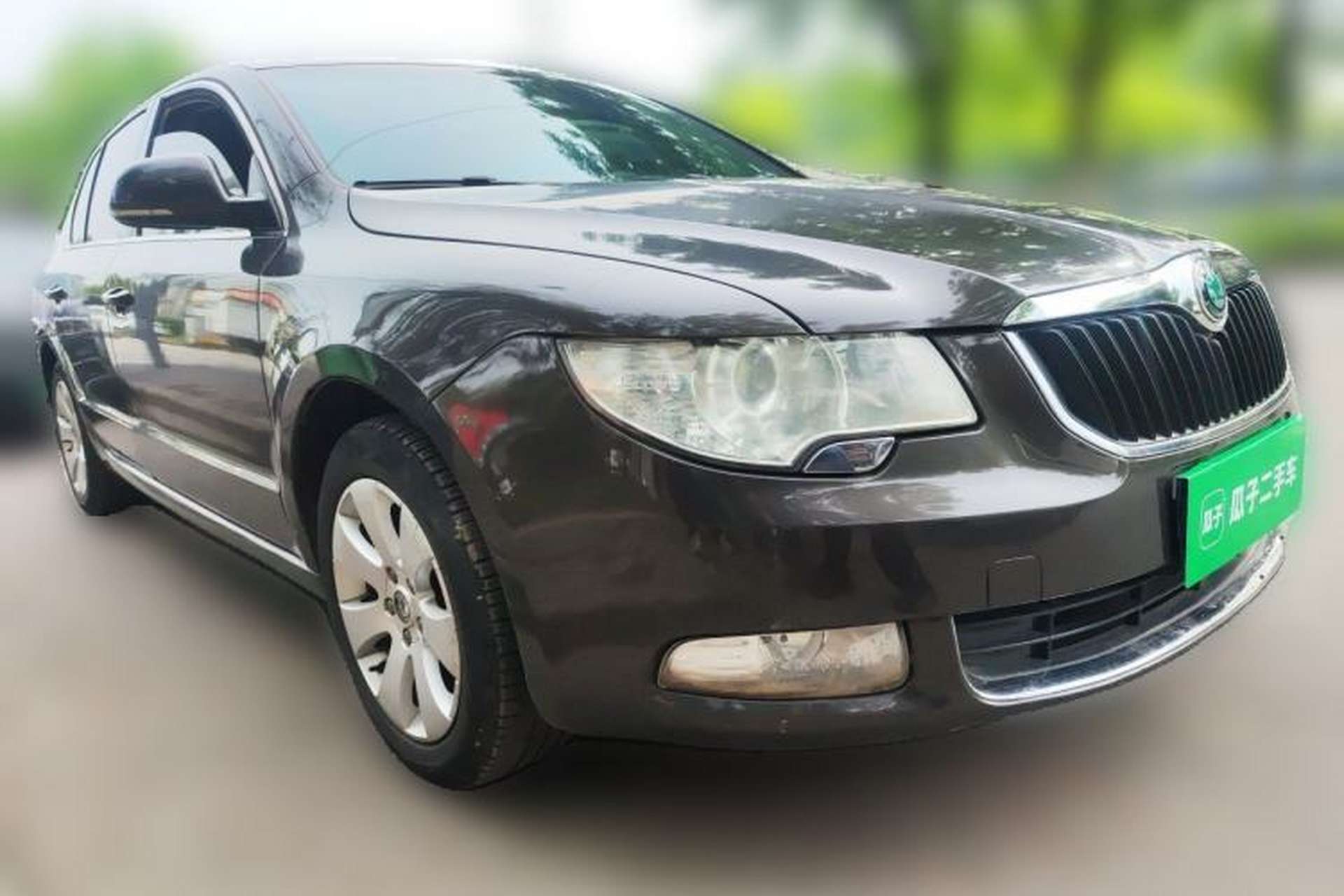 Used Skoda Superb 2009 1.8 TSI Manual Zhiya Edition Front Right 45 Deg