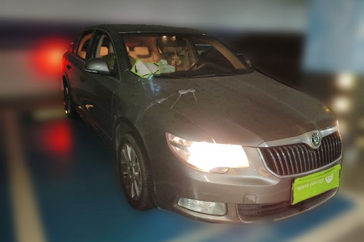 Used Skoda Superb 2009 1.8TSI Automatic Prestige Edition Front Right 45 Deg