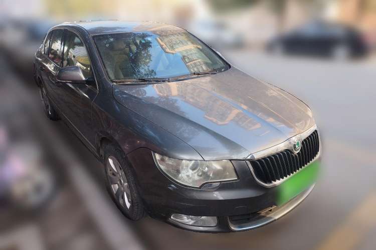 Used Skoda Superb 2009 1.8 TSI Manual Zhiya Edition Front Right 45 Deg
