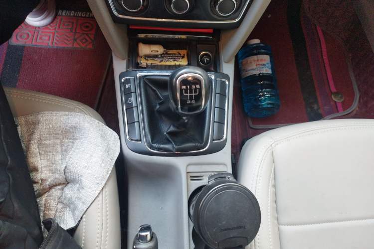 Used Skoda Superb 2009 1.8 TSI Manual Zhiya Edition Gear Lever