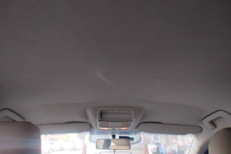 Used Skoda Superb 2009 1.8 TSI Manual Zhiya Edition Headliner