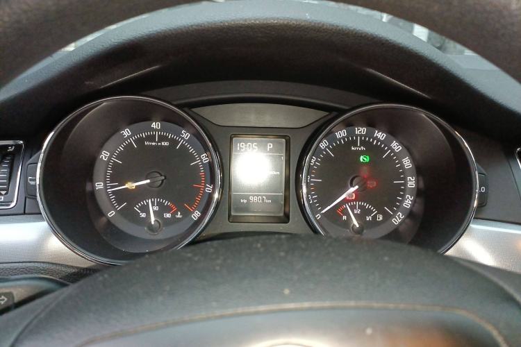 Used Skoda Superb 2009 1.8 TSI Automatic Zhiya Edition Instrument Cluster