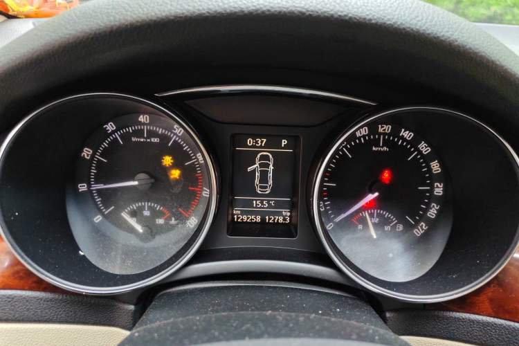 Used Skoda Superb 2009 1.8TSI Automatic Prestige Edition Instrument Cluster