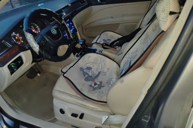 Used Skoda Superb 2009 2.0 TSI Automatic Prestige Edition Left Front Seat