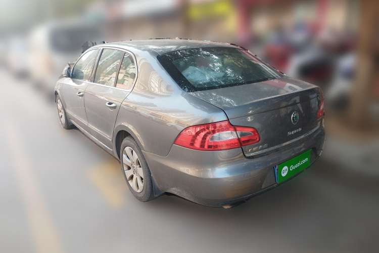 Used Skoda Superb 2009 1.8 TSI Manual Zhiya Edition Rear Left 45 Deg