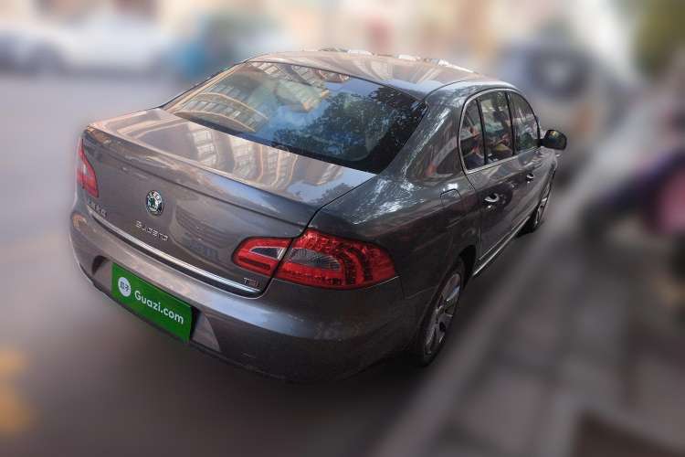Used Skoda Superb 2009 1.8 TSI Manual Zhiya Edition Rear Right 45 Deg