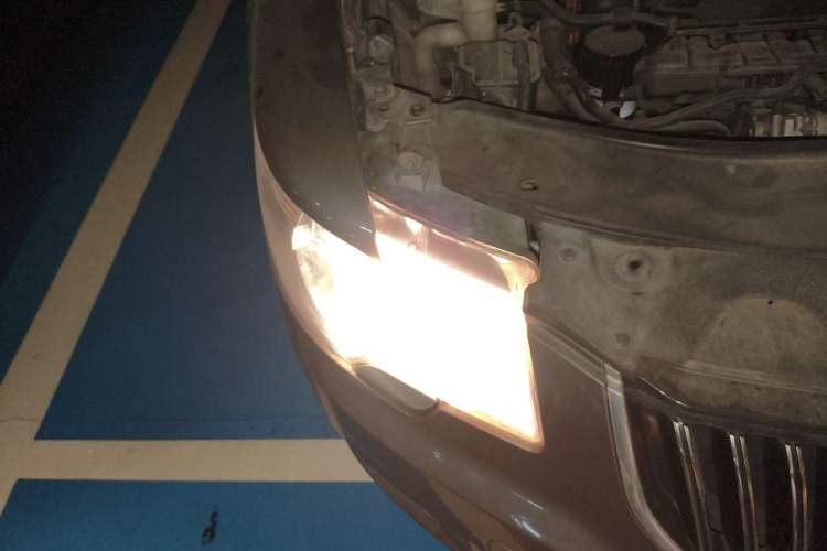 Used Skoda Superb 2009 1.8TSI Automatic Prestige Edition Right Front Headlight