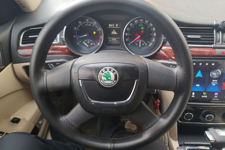 Used Skoda Superb 2009 1.8TSI Automatic Elegant Edition Steering Wheel