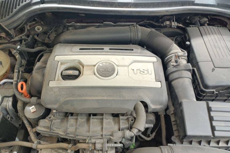 Used Skoda Superb 2009 1.8TSI Automatic Elegant Edition Engine Bay