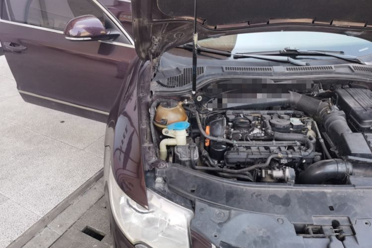 Used Skoda Superb 2009 2.0 TSI Automatic Elegant Edition Engine Bay Right