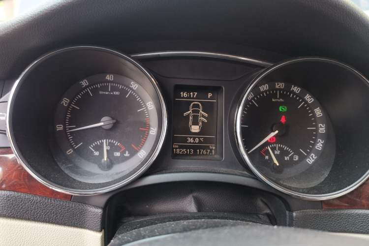 Used Skoda Superb 2009 2.0 TSI Automatic Elegant Edition Instrument Cluster