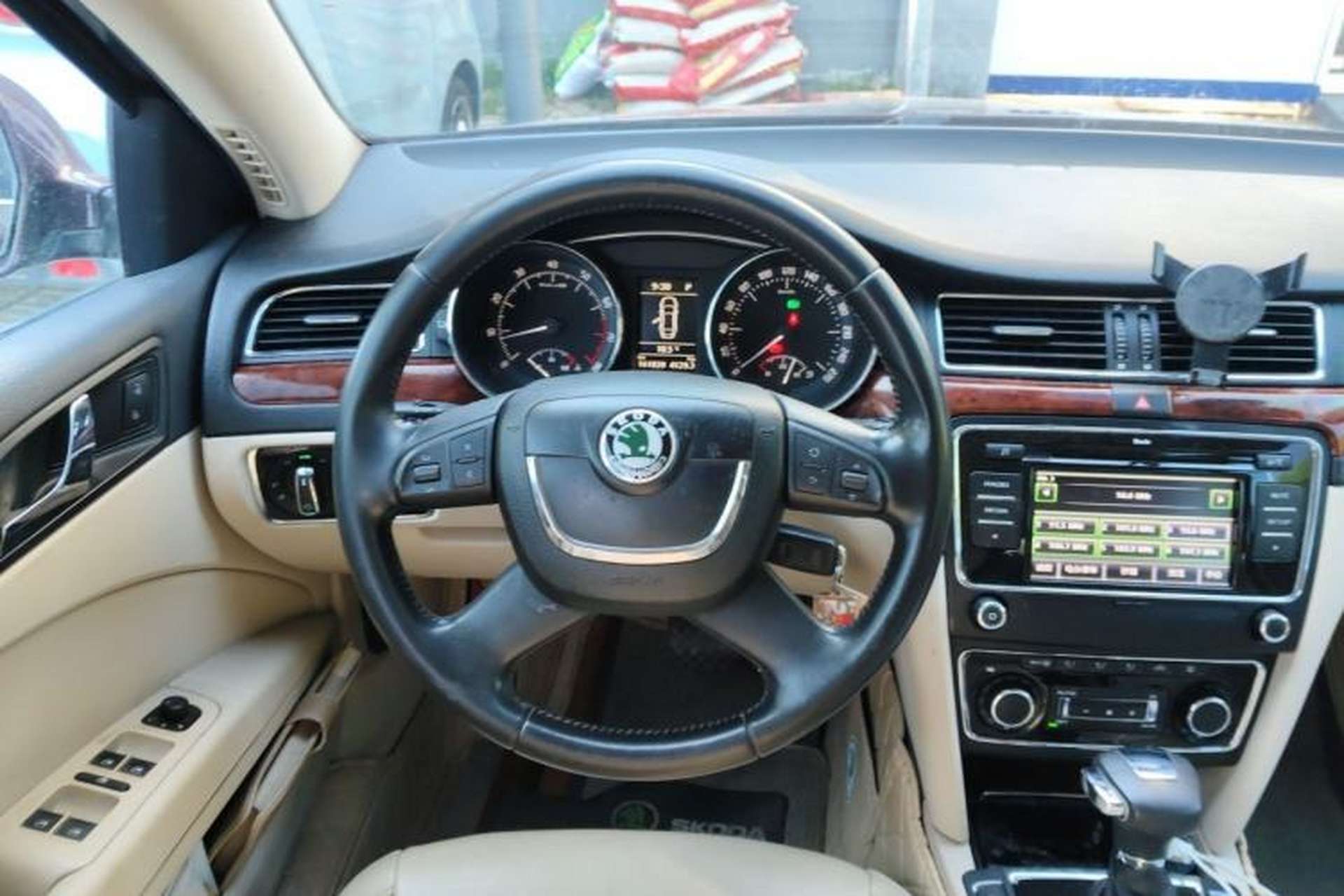 Used Skoda Superb 2009 1.8TSI Automatic Prestige Edition Steering Wheel