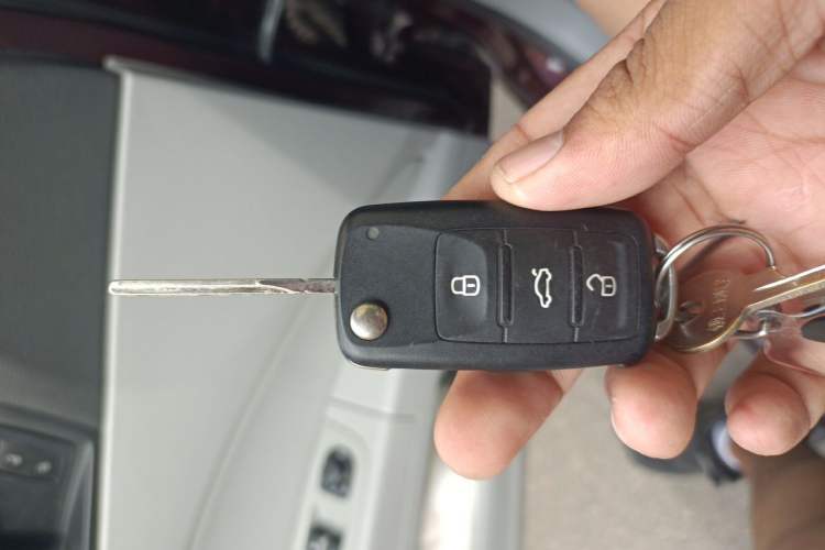 Used Skoda Superb 2009 1.8TSI Automatic Elegant Edition Vehicle Key