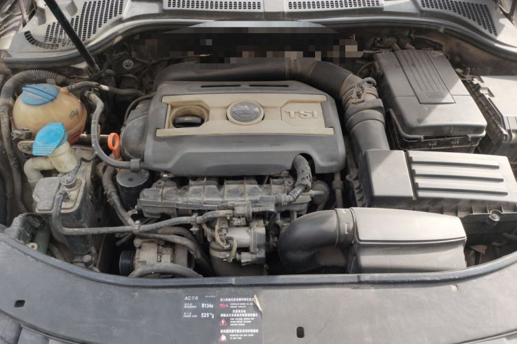 Used Skoda Superb 2009 1.8TSI Automatic Luxury Edition Engine Bay