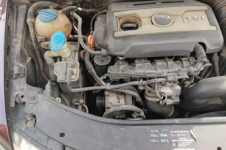 Used Skoda Superb 2009 1.8TSI Automatic Luxury Edition Engine Bay Right
