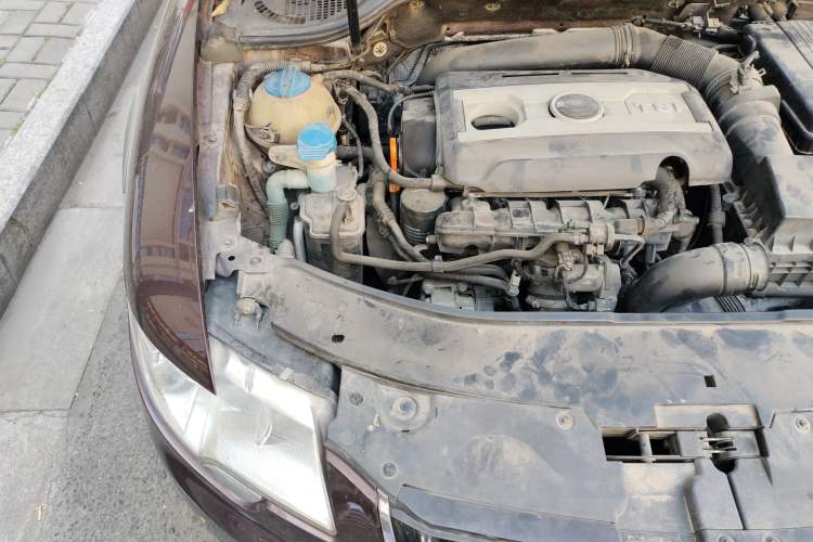 Used Skoda Superb 2009 1.8TSI Automatic Elegant Edition Engine Bay Right