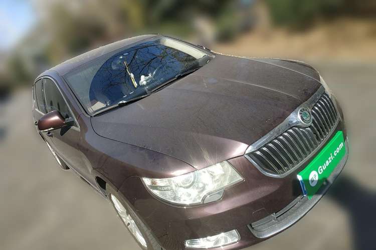 Used Skoda Superb 2009 1.8TSI Automatic Prestige Edition Front Right 45 Deg