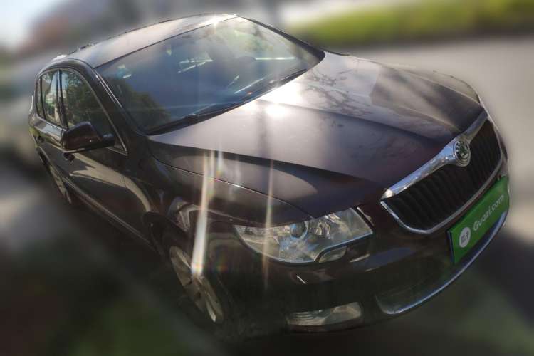 Used Skoda Superb 2009 1.8 TSI Automatic Zhiya Edition Front Right 45 Deg