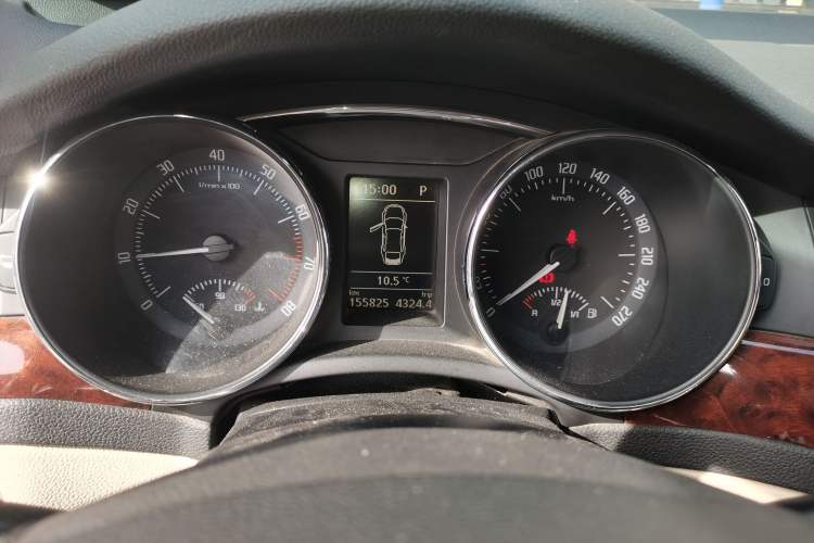 Used Skoda Superb 2009 1.8TSI Automatic Luxury Edition Instrument Cluster