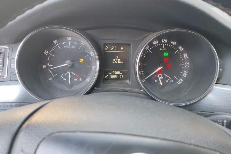 Used Skoda Superb 2009 1.8TSI Automatic Elegant Edition Instrument Cluster