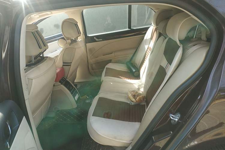Used Skoda Superb 2009 1.8TSI Automatic Prestige Edition Left Rear Seat