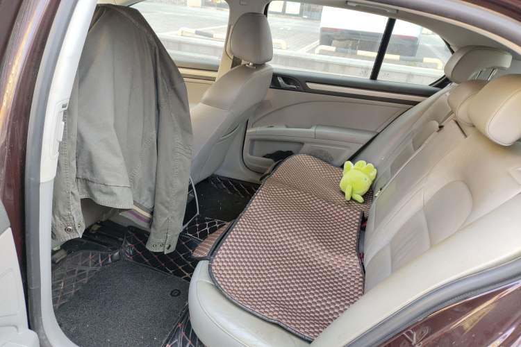 Used Skoda Superb 2009 1.8TSI Automatic Elegant Edition Left Rear Seat