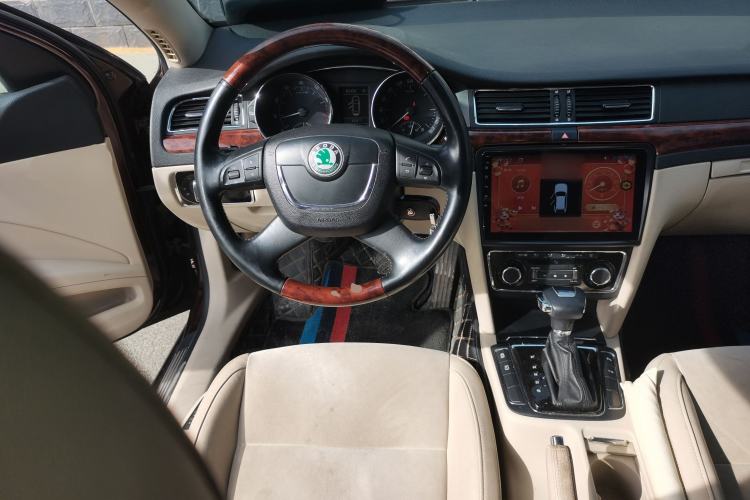 Used Skoda Superb 2009 1.8TSI Automatic Luxury Edition Steering Wheel