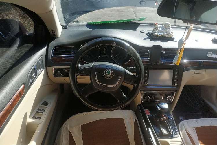 Used Skoda Superb 2009 1.8TSI Automatic Prestige Edition Steering Wheel
