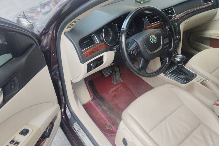 Used Skoda Superb 2009 2.0 TSI Automatic Prestige Edition Driver Seat