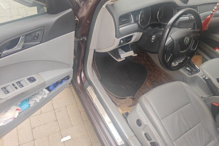 Used Skoda Superb 2009 1.8TSI Automatic Prestige Edition Driver Seat