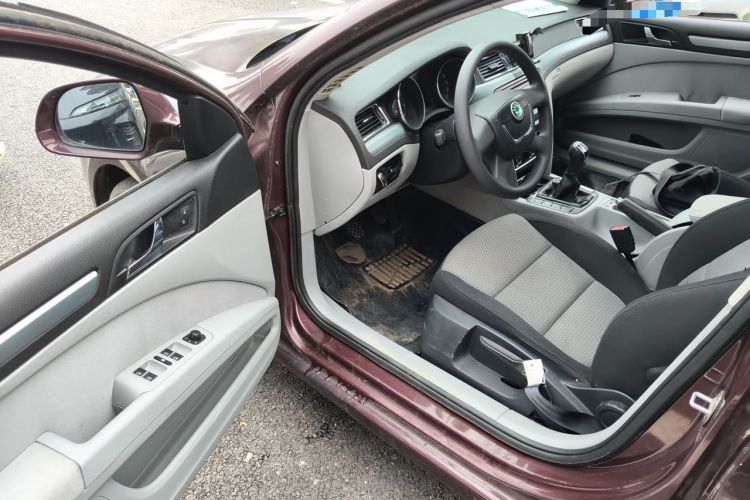 Used Skoda Superb 2009 1.8 TSI Manual Zhiya Edition Driver Seat