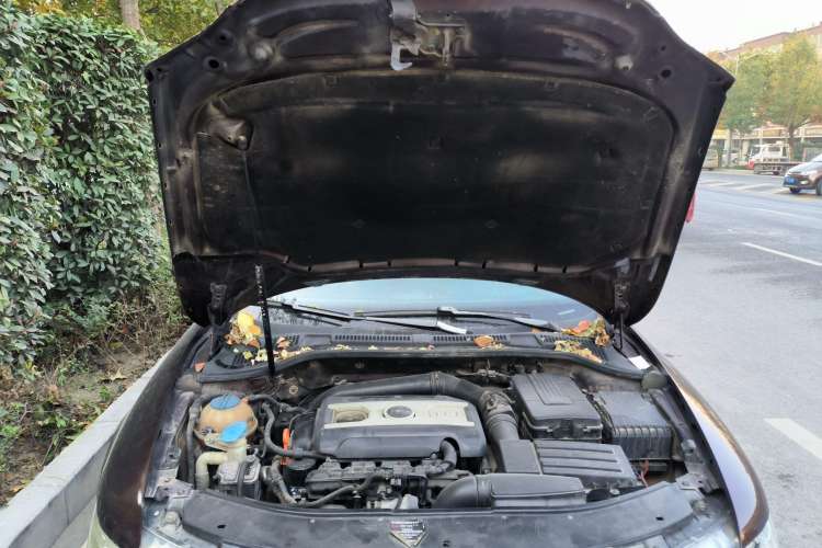 Used Skoda Superb 2009 1.8TSI Automatic Luxury Edition Engine Bay