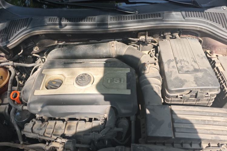Used Skoda Superb 2009 1.8TSI Automatic Prestige Edition Engine Bay