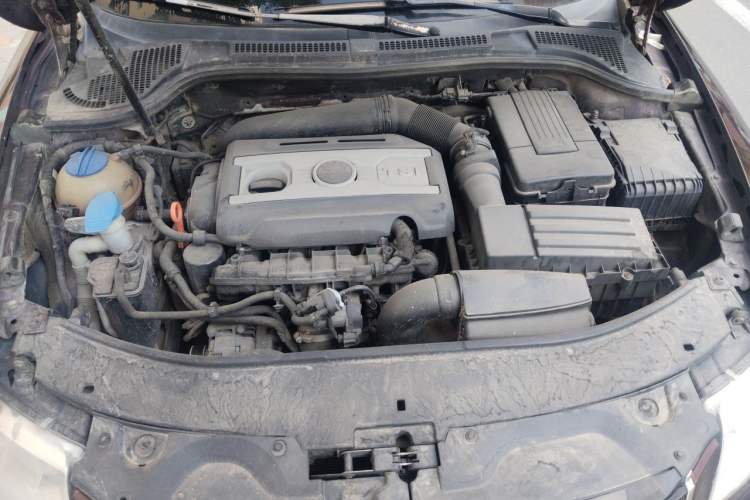 Used Skoda Superb 2009 2.0 TSI Automatic Prestige Edition Engine Bay