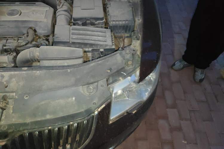 Used Skoda Superb 2009 1.8TSI Automatic Elegant Edition Engine Bay Left
