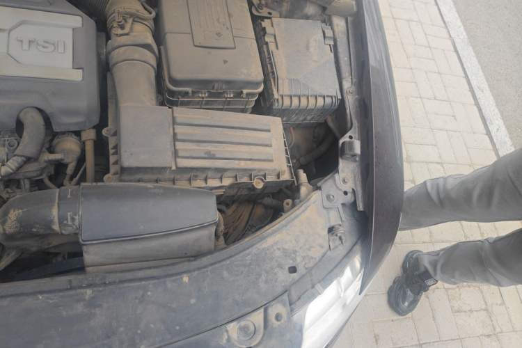 Used Skoda Superb 2009 1.8TSI Automatic Prestige Edition Engine Bay Left