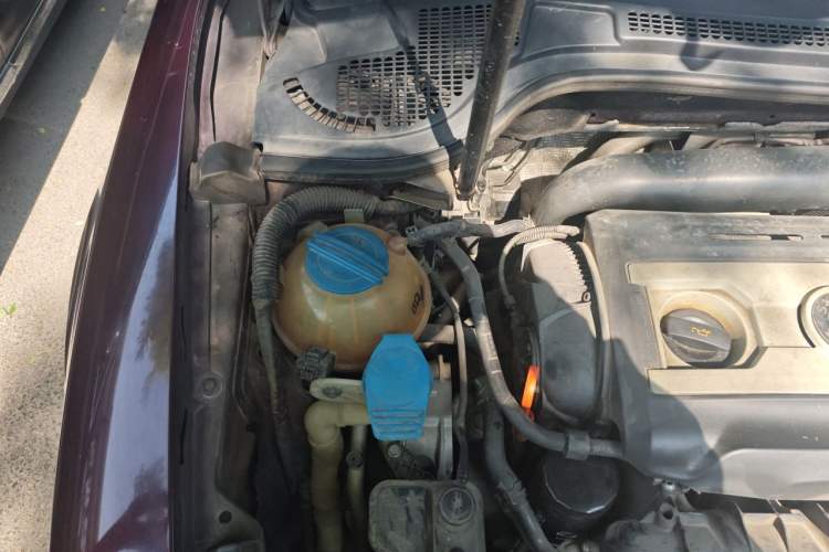 Used Skoda Superb 2009 1.8TSI Automatic Prestige Edition Engine Bay Right