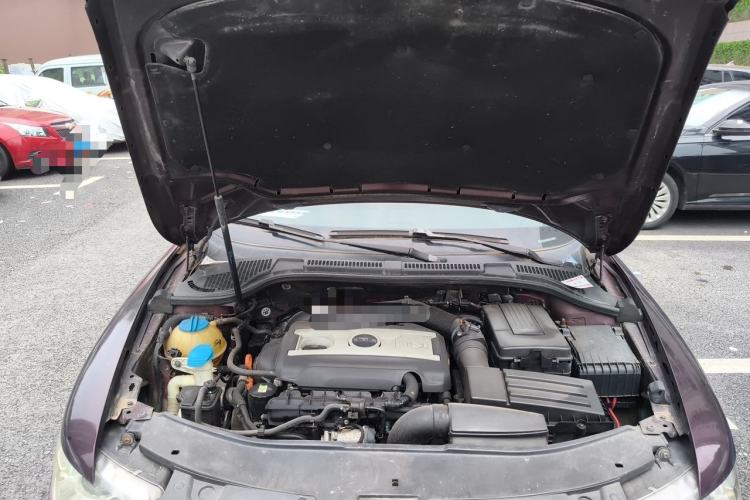 Used Skoda Superb 2009 1.8 TSI Manual Zhiya Edition Engine Bay