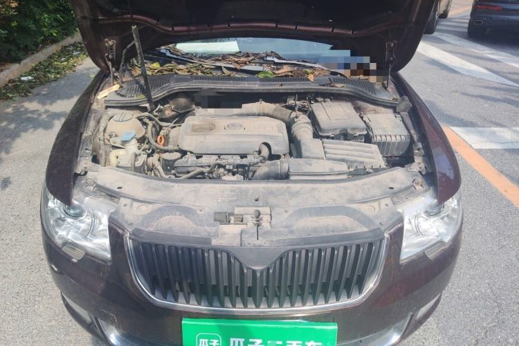 Used Skoda Superb 2009 1.8 TSI Manual Zhiya Edition Engine Bay