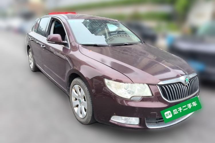 Used Skoda Superb 2009 1.8 TSI Manual Zhiya Edition Front Right 45 Deg