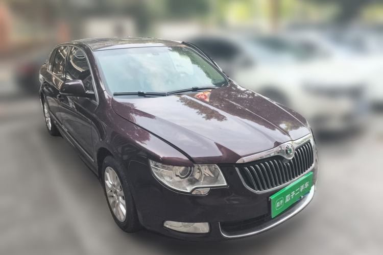 Used Skoda Superb 2009 2.0 TSI Automatic Luxury Edition Front Right 45 Deg