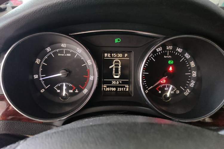 Used Skoda Superb 2009 1.8TSI Automatic Luxury Edition Instrument Cluster