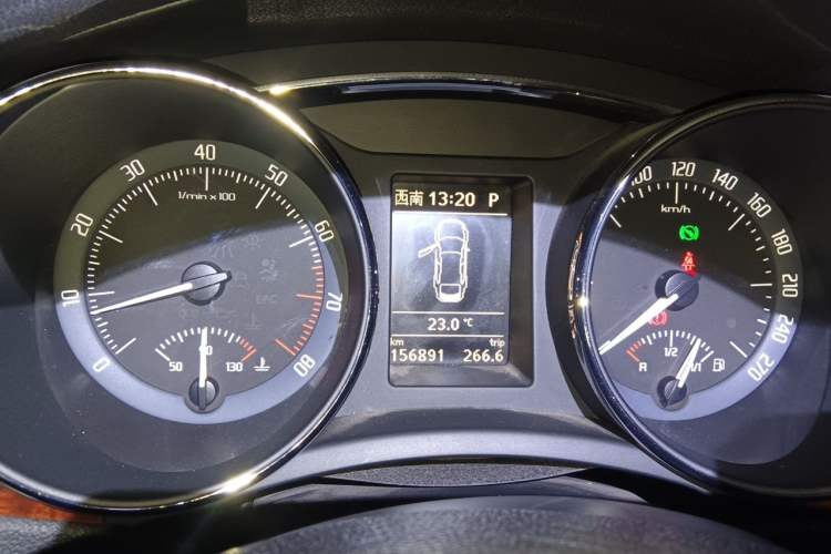 Used Skoda Superb 2009 1.8TSI Automatic Luxury Edition Instrument Cluster