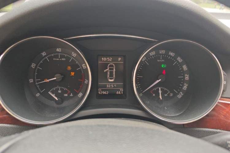 Used Skoda Superb 2009 2.0 TSI Automatic Prestige Edition Instrument Cluster