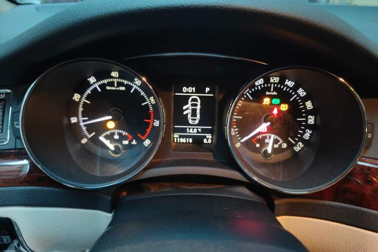 Used Skoda Superb 2009 1.8TSI Automatic Prestige Edition Instrument Cluster