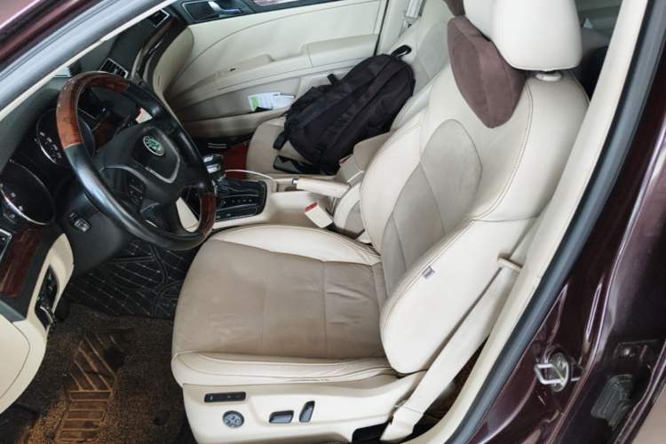 Used Skoda Superb 2009 1.8TSI Automatic Luxury Edition Left Front Seat