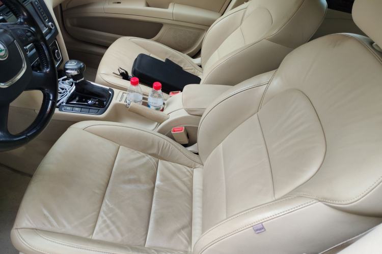 Used Skoda Superb 2009 1.8TSI Automatic Prestige Edition Left Front Seat