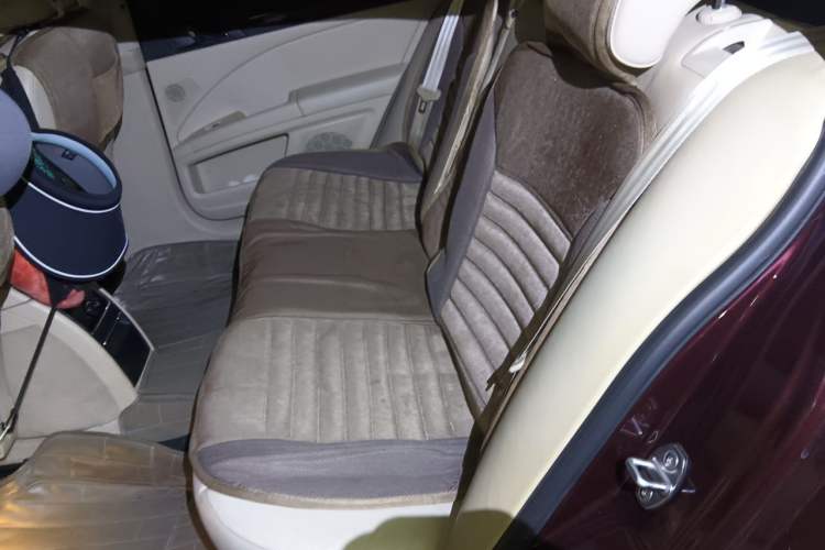 Used Skoda Superb 2009 1.8TSI Automatic Luxury Edition Left Rear Seat